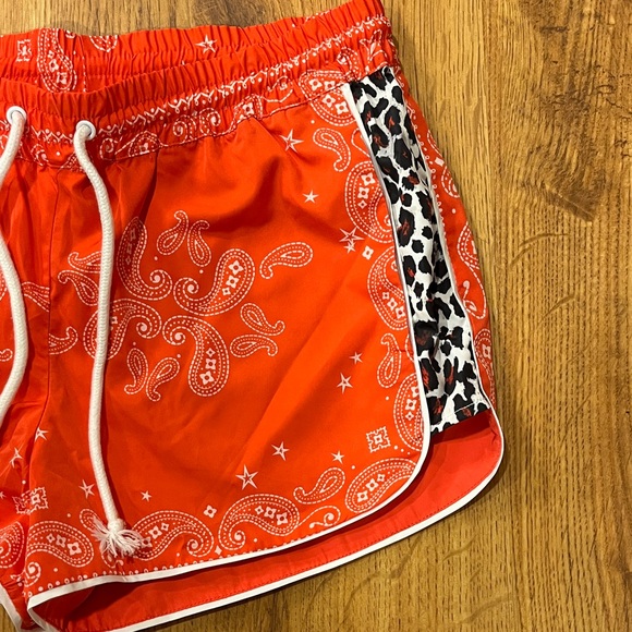 PAM & GELA Dolphin Shorts Red Paisley & Cheetah Print on sides - Picture 2 of 6